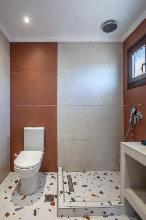 Lucid Dream Apt. |bozinis * Psakoudia