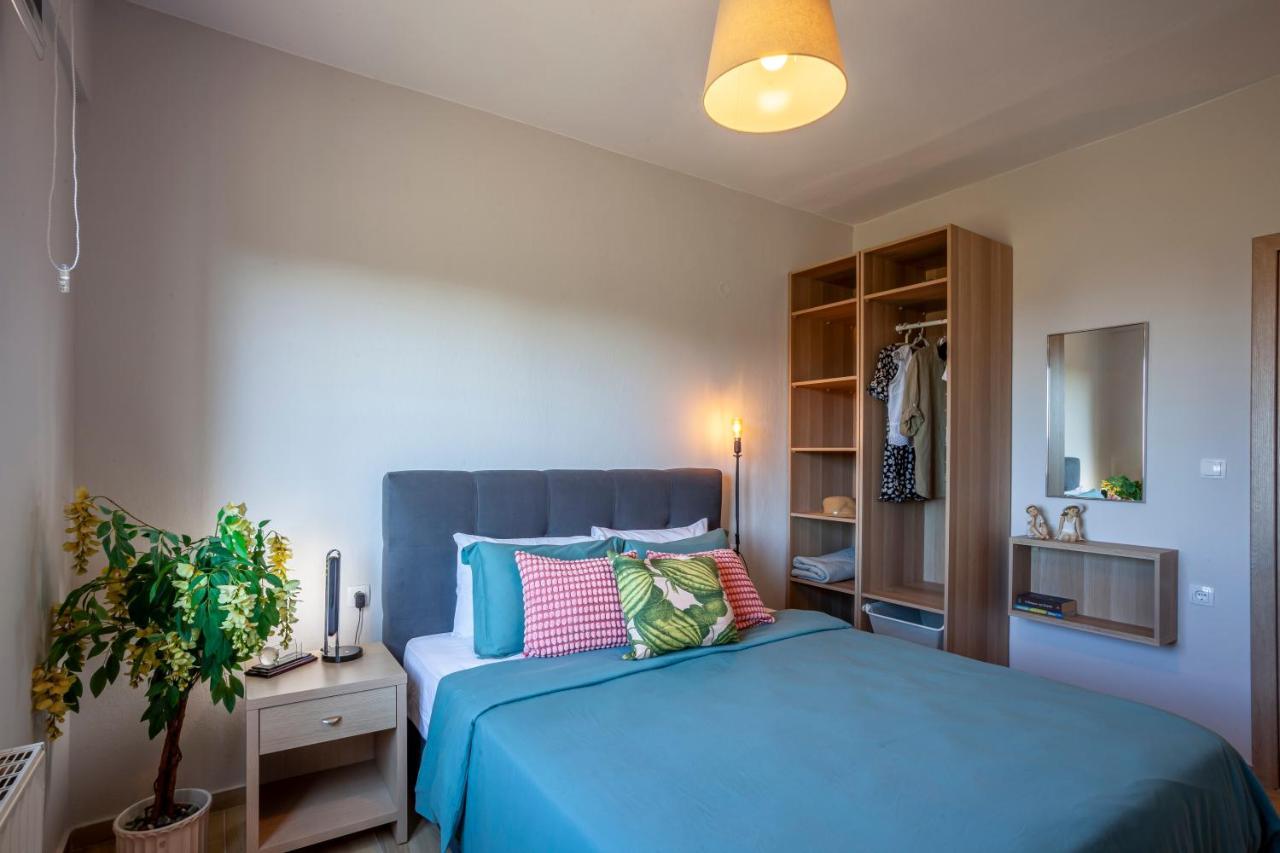 Apartment Lucid Dream Apt. |bozinis *