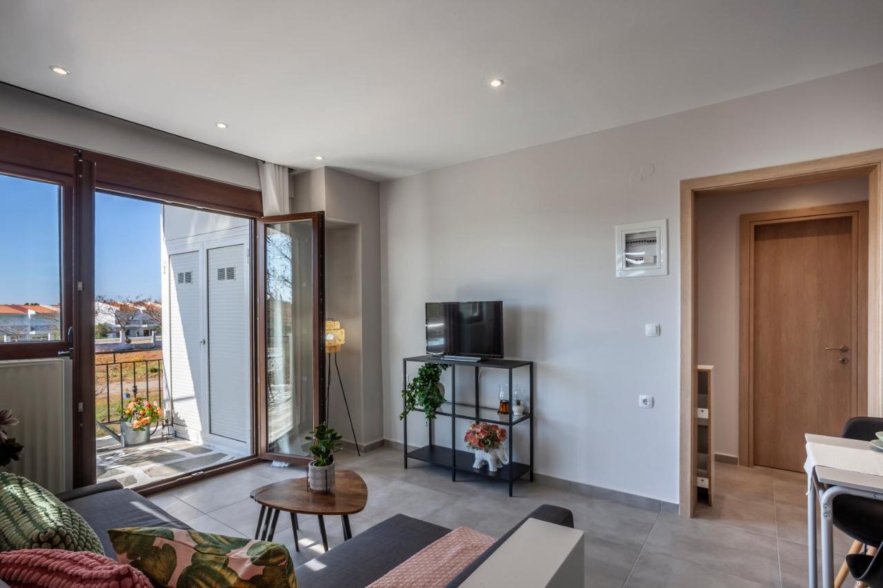 Lucid Dream Apt. |bozinis