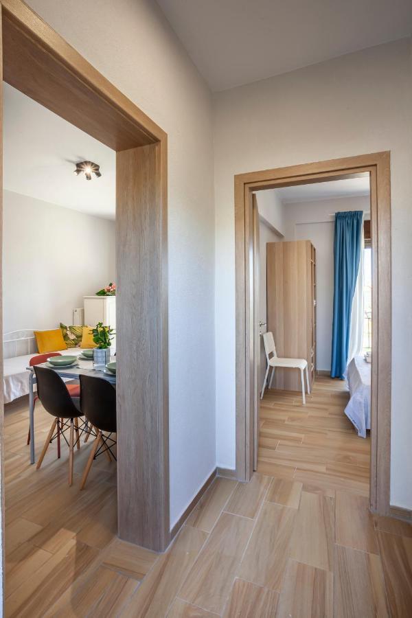 Lucid Dream Apt. |bozinis *