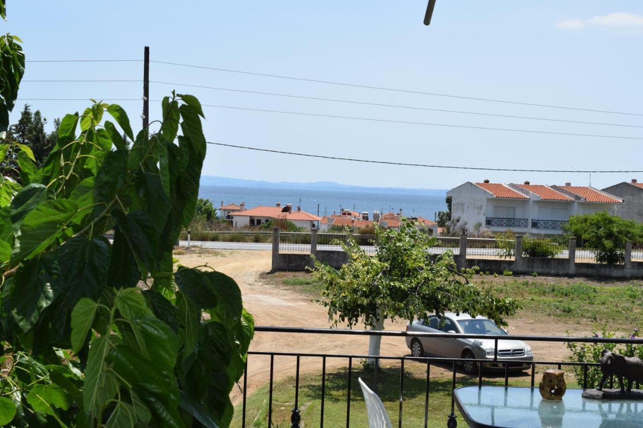 Lucid Dream Apt. |bozinis * Psakoudia